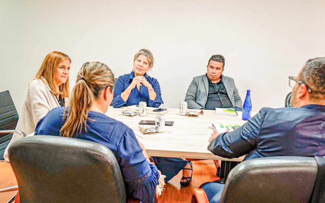 INFIHUILA fortalece su modelo de banca de desarrollo con visita técnica a INFICALDAS